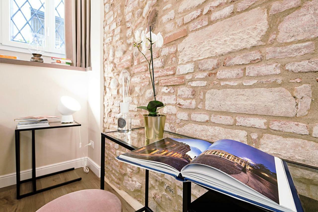 Fratta5 Luxury Apartment Verona Eksteriør bilde