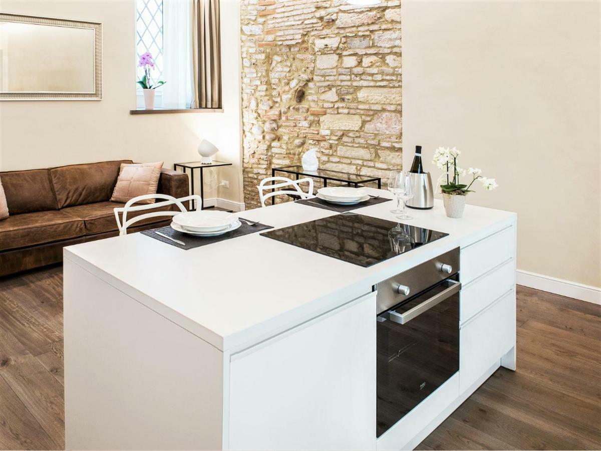 Fratta5 Luxury Apartment Verona Eksteriør bilde